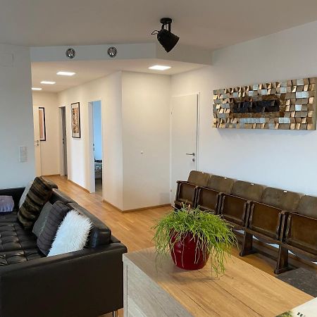 Penthouse Wohnung Am Radweg Mit Dachterasse Вайдхофен-ан-дер-Тая Екстериор снимка