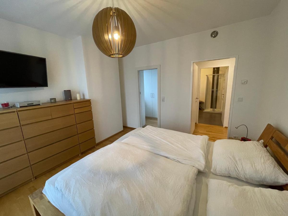 Penthouse Wohnung Am Radweg Mit Dachterasse Вайдхофен-ан-дер-Тая Екстериор снимка