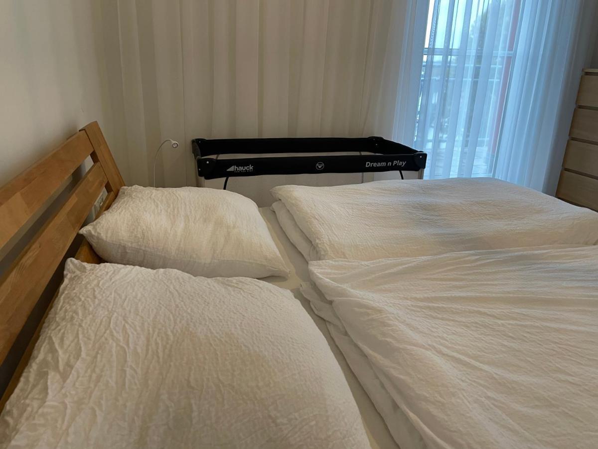 Penthouse Wohnung Am Radweg Mit Dachterasse Вайдхофен-ан-дер-Тая Екстериор снимка